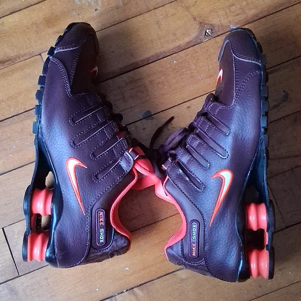 Nike Shox Size 7 - Picture 7 of 10